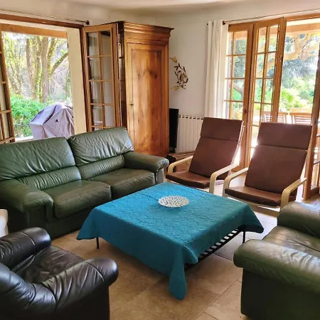 Maison Provencale, Meuble De Tourisme 4 Etoiles Hotel *