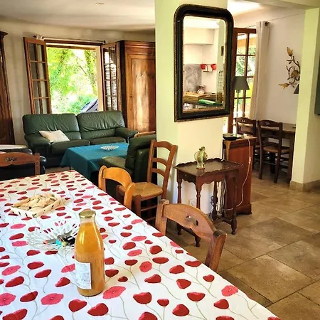Maison Provencale, Meuble De Tourisme 4 Etoiles